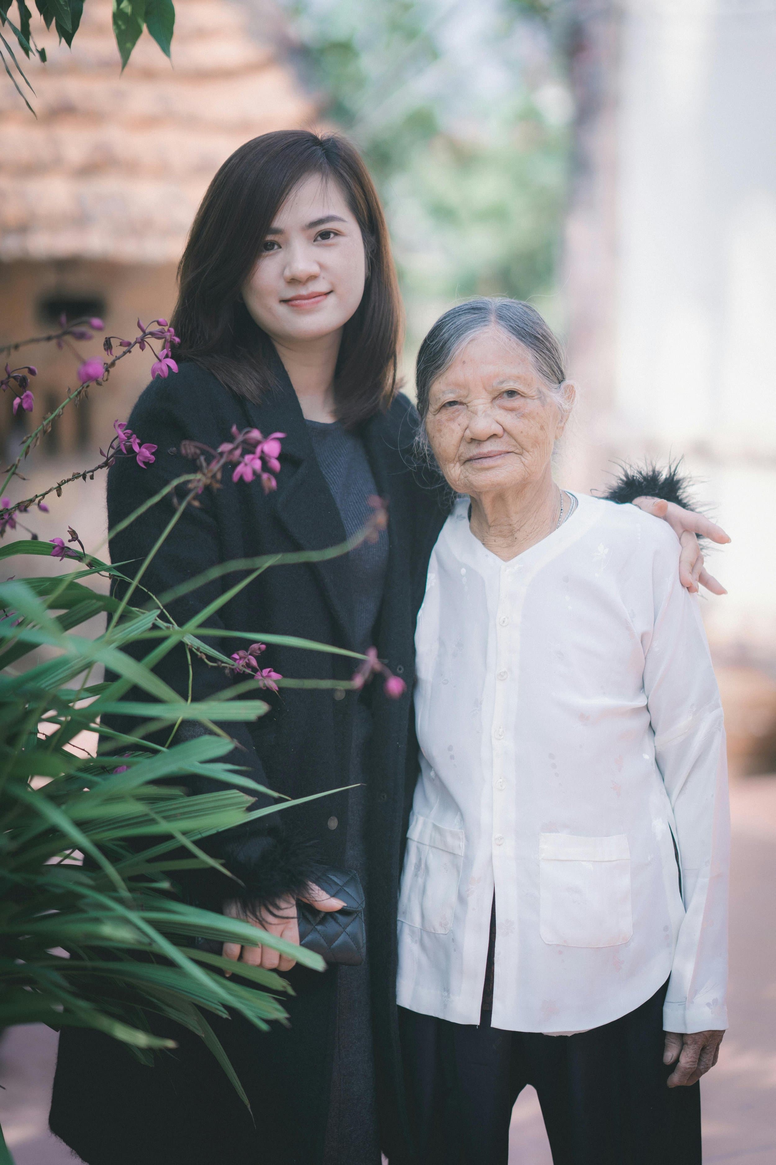 Strategies for Grieving: Finding Healing and Hope Through the Journey